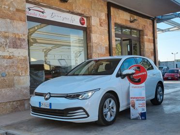 Volkswagen Golf VIII 2.0 tdi Life 115cv dsg