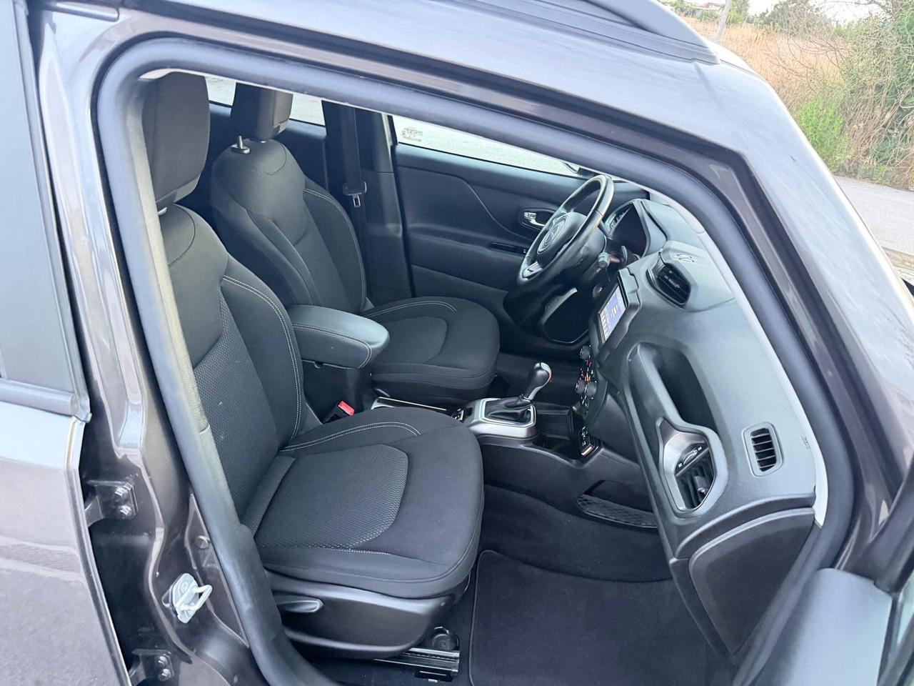 Jeep Renegade 1.6 Mjt DDCT 120 CV Limited