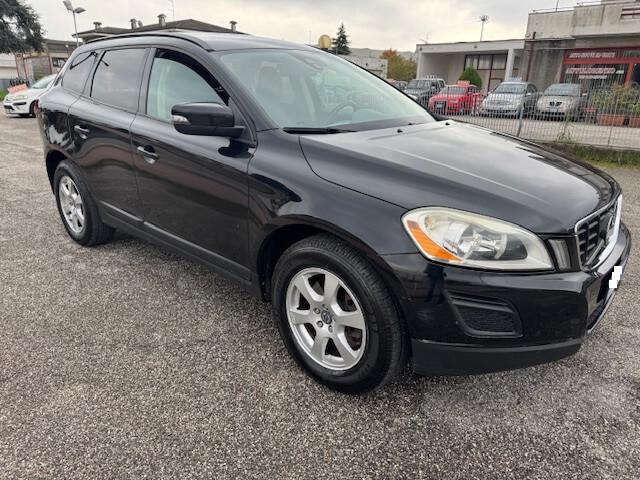 Volvo XC 60 D5 AWD Geartronic Summum