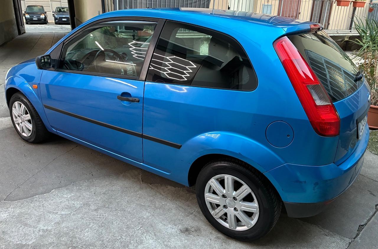 Ford Fiesta 1.2 16V 3p. Ghia - euro 4 - PERFETTA