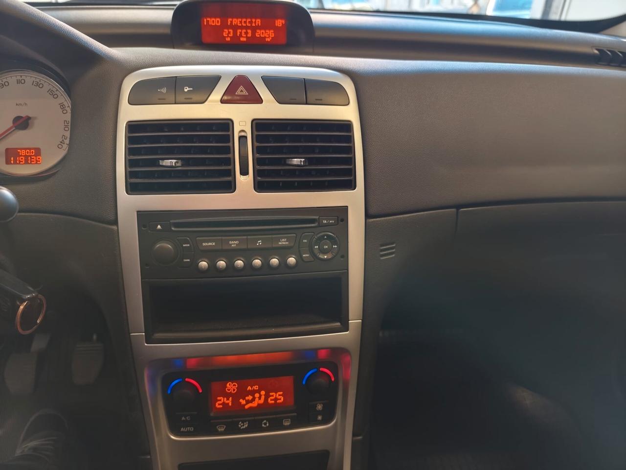 Peugeot 307 1.6 16V aut. SW Australian