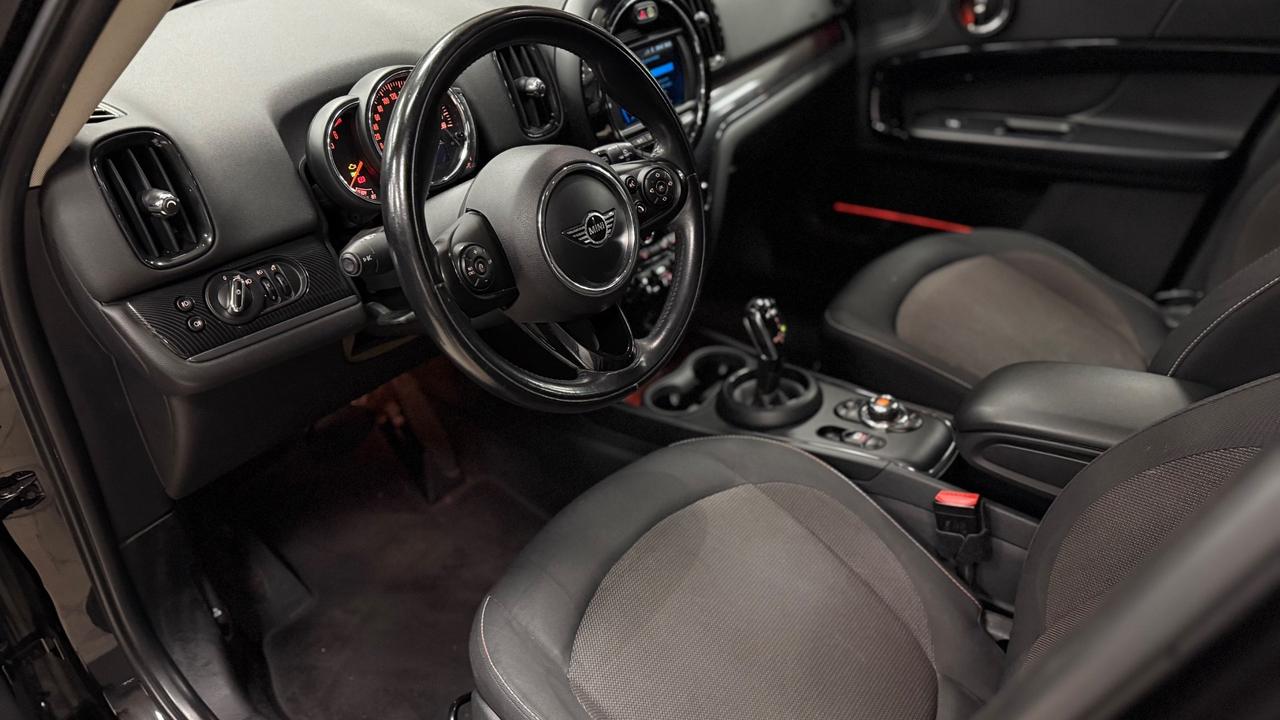 Mini Cooper D Countryman 2.0 Hype