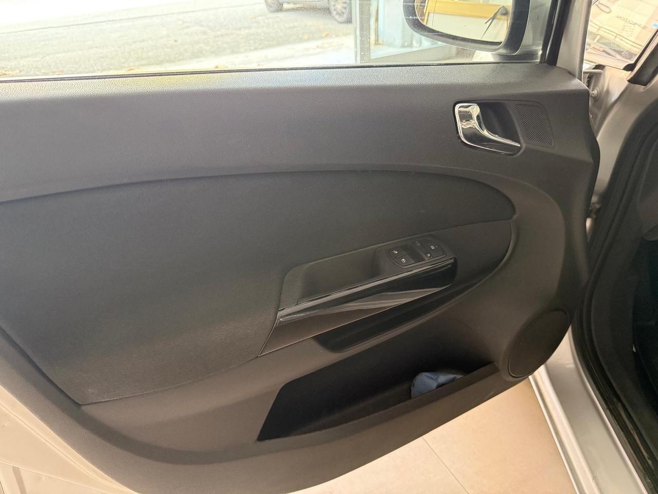 Opel Corsa 1.2 80CV 5 porte GPL-TECH Enjoy