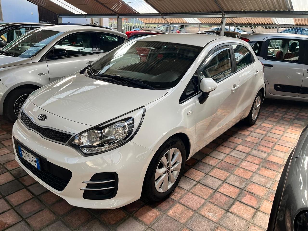 Kia Rio 1.1 CRDi 5p. Cool