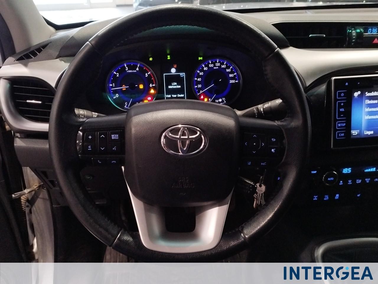 TOYOTA Hilux 2.4 d-4d double cab Comfort 4wd