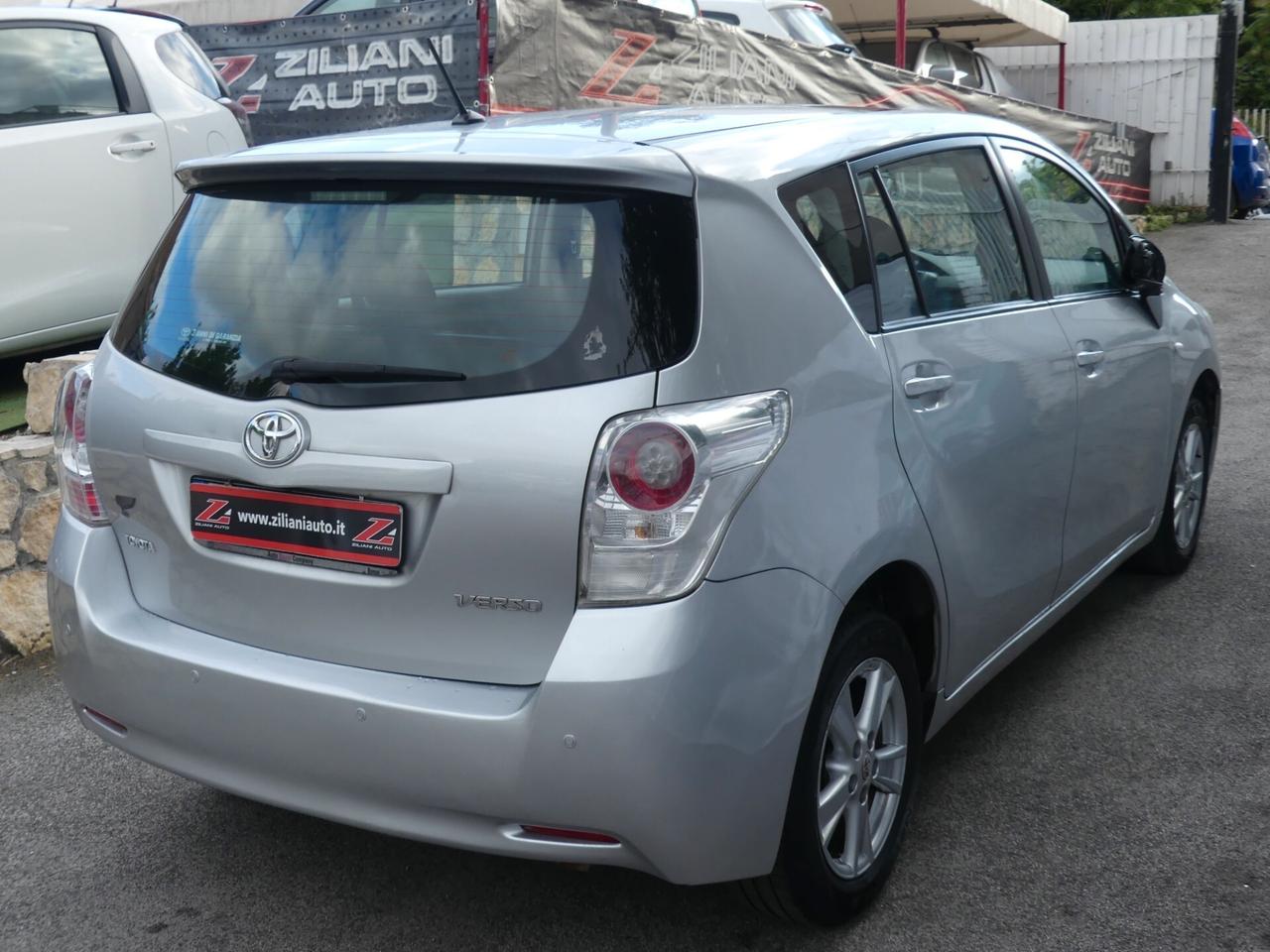 Toyota Verso 1.8 Sol