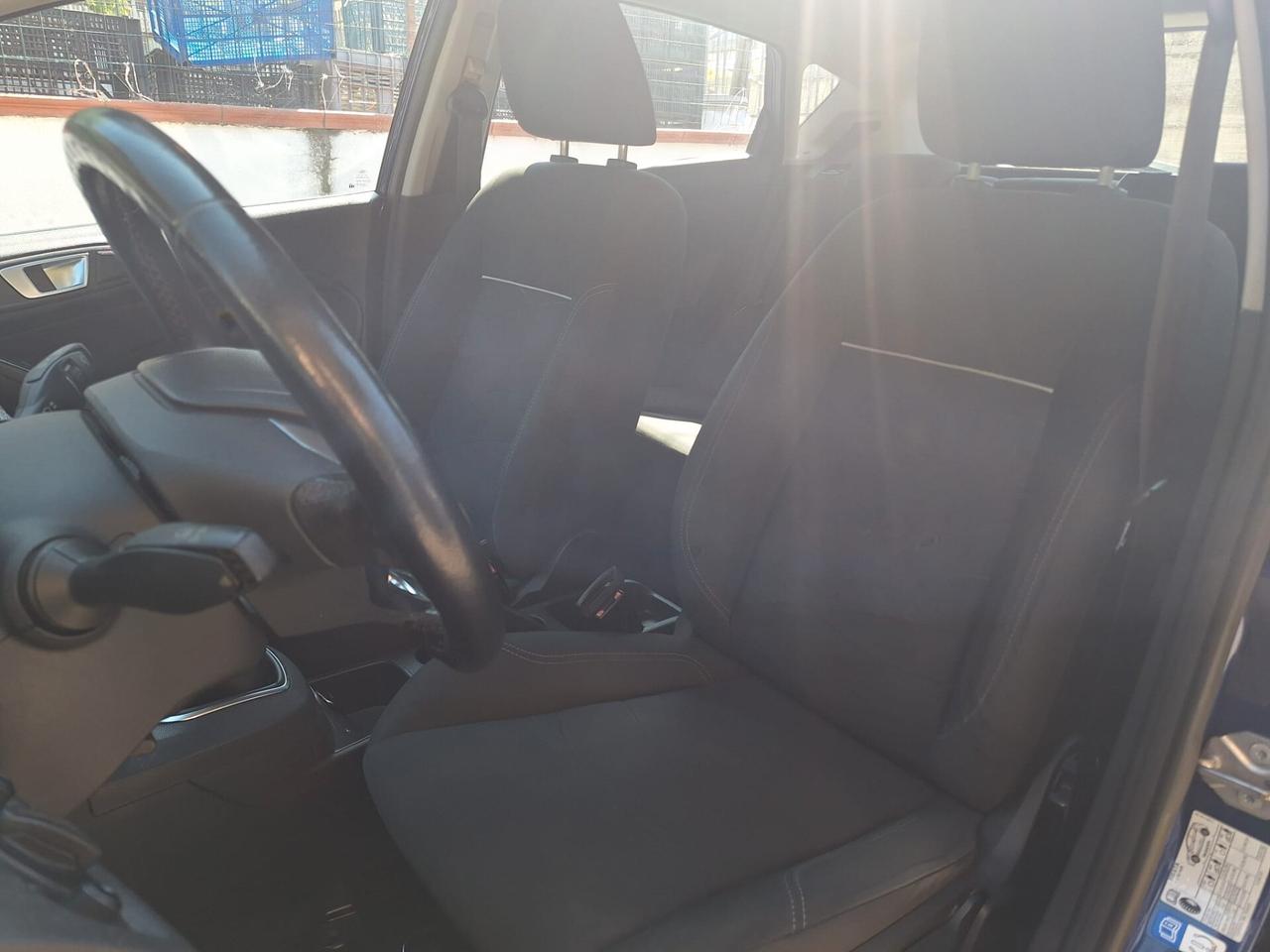 Ford Fiesta 1.4 5p. Bz.- GPL Titanium