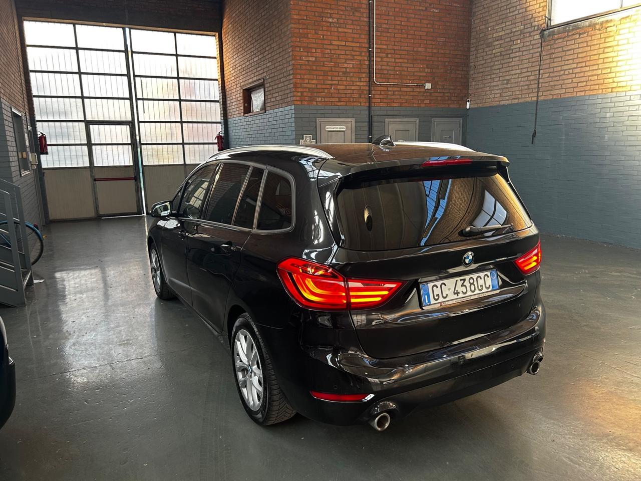 Bmw 218 gran tourer 7postiosti auto Full LED
