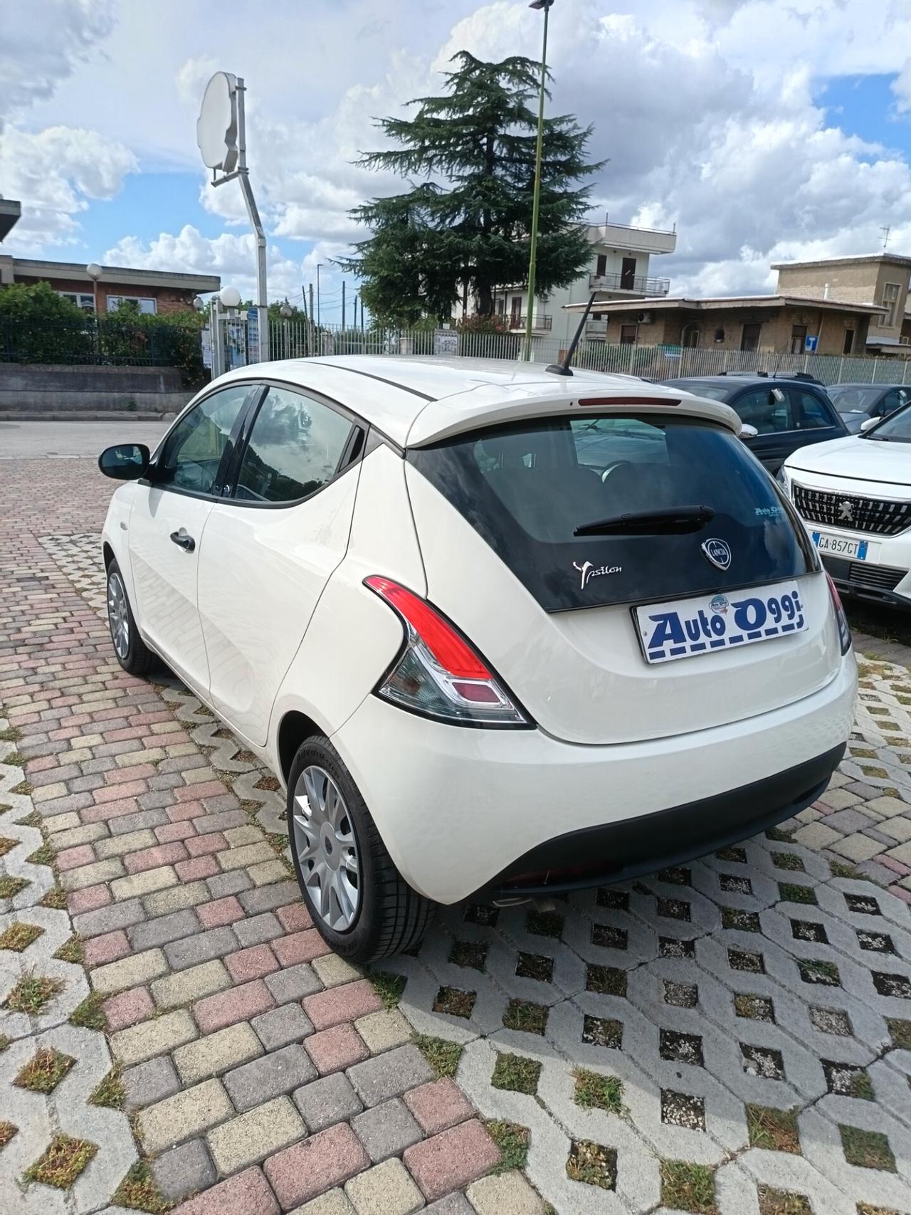 Lancia Ypsilon 1.2 69 CV 5 porte S&S Elefantino Blu