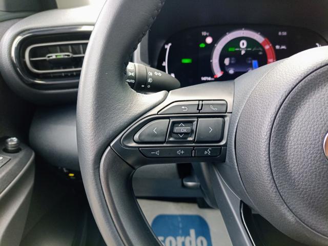 TOYOTA Yaris 1.5 Hybrid 5 porte Trend