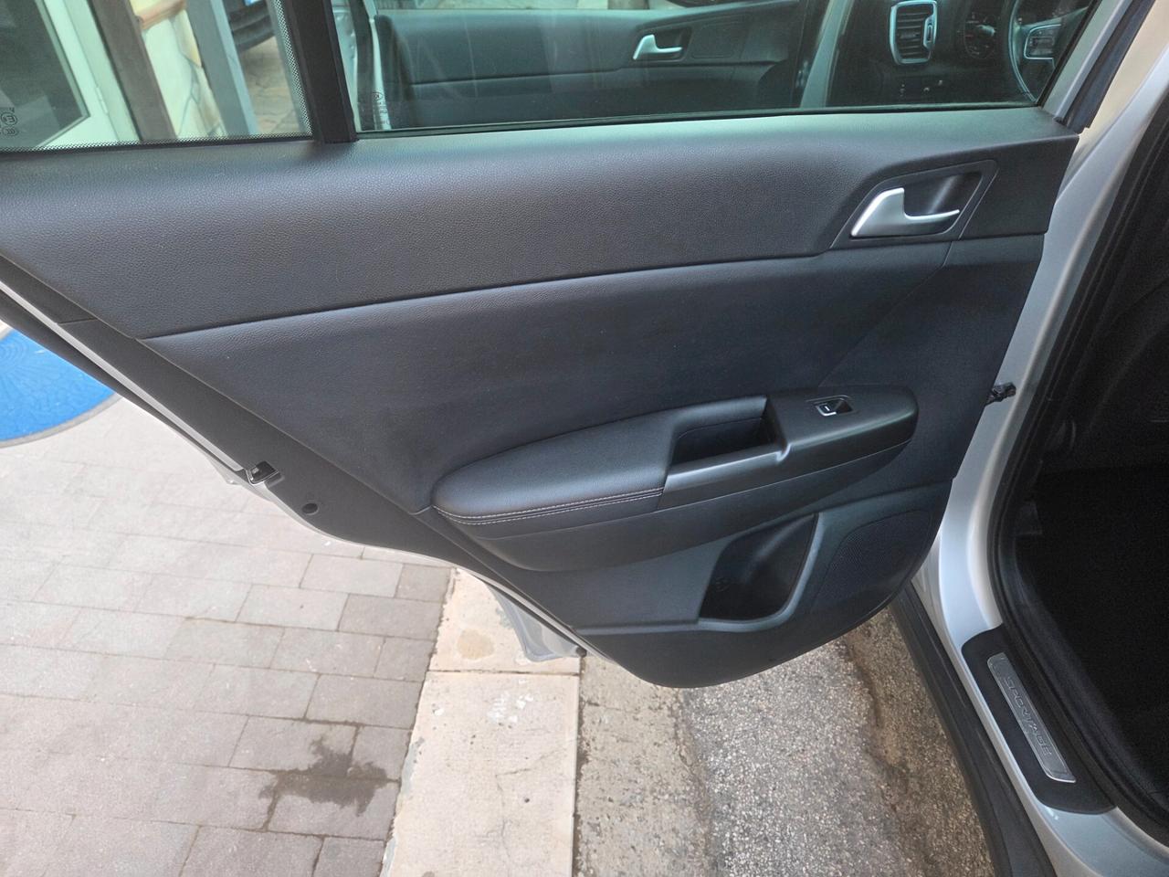 KIA SPORTAGE 1.7 115 CV TETTO APRIBILE SOLI KM 100000 CERTIF