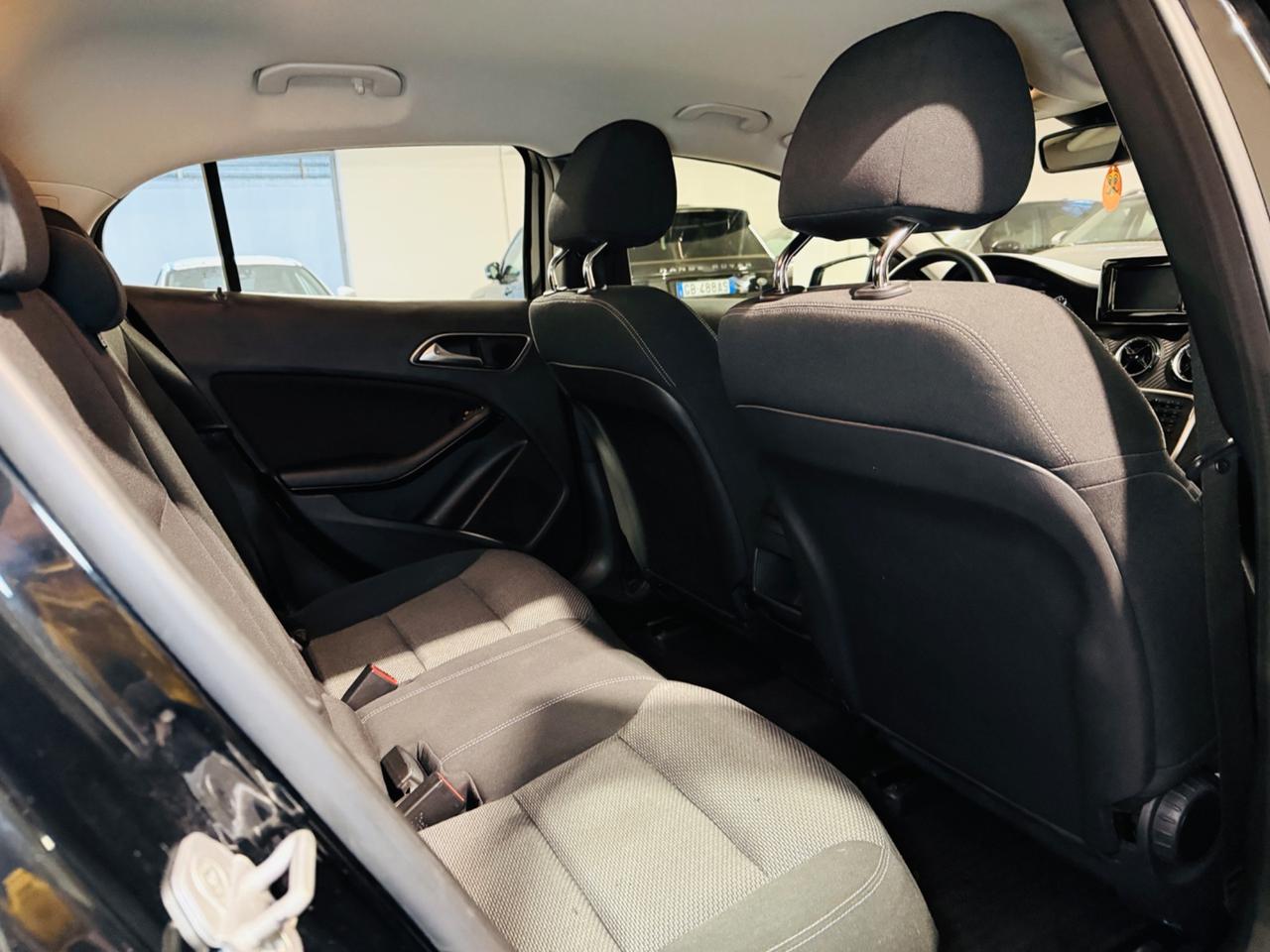 Mercedes-benz GLA 180 CDI SPORT*AUTOMATICA*80 MILA KM*