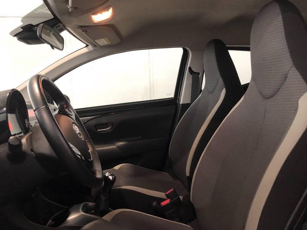 Toyota Aygo 5 Porte 1.0 VVT-i x-cool