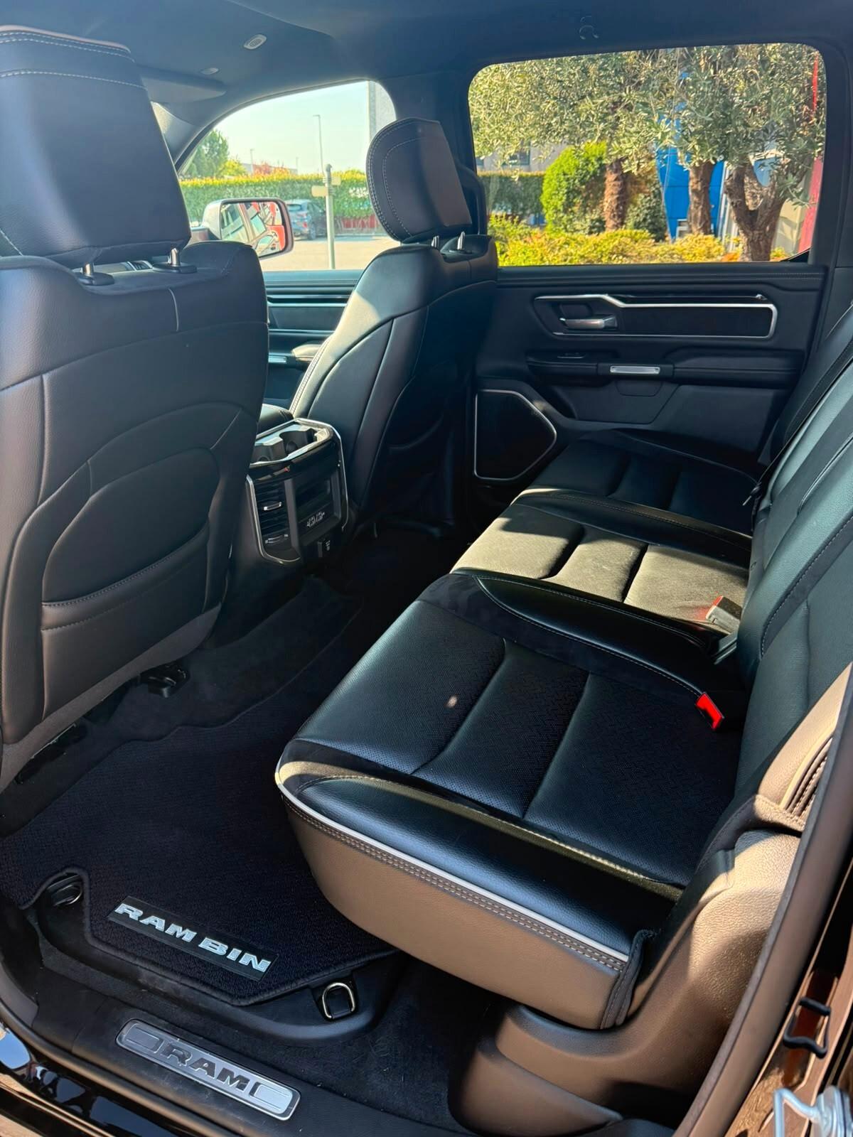 Dodge RAM 1500 5.7 V8 LARAMIE 400cv at8 MY21 GPL