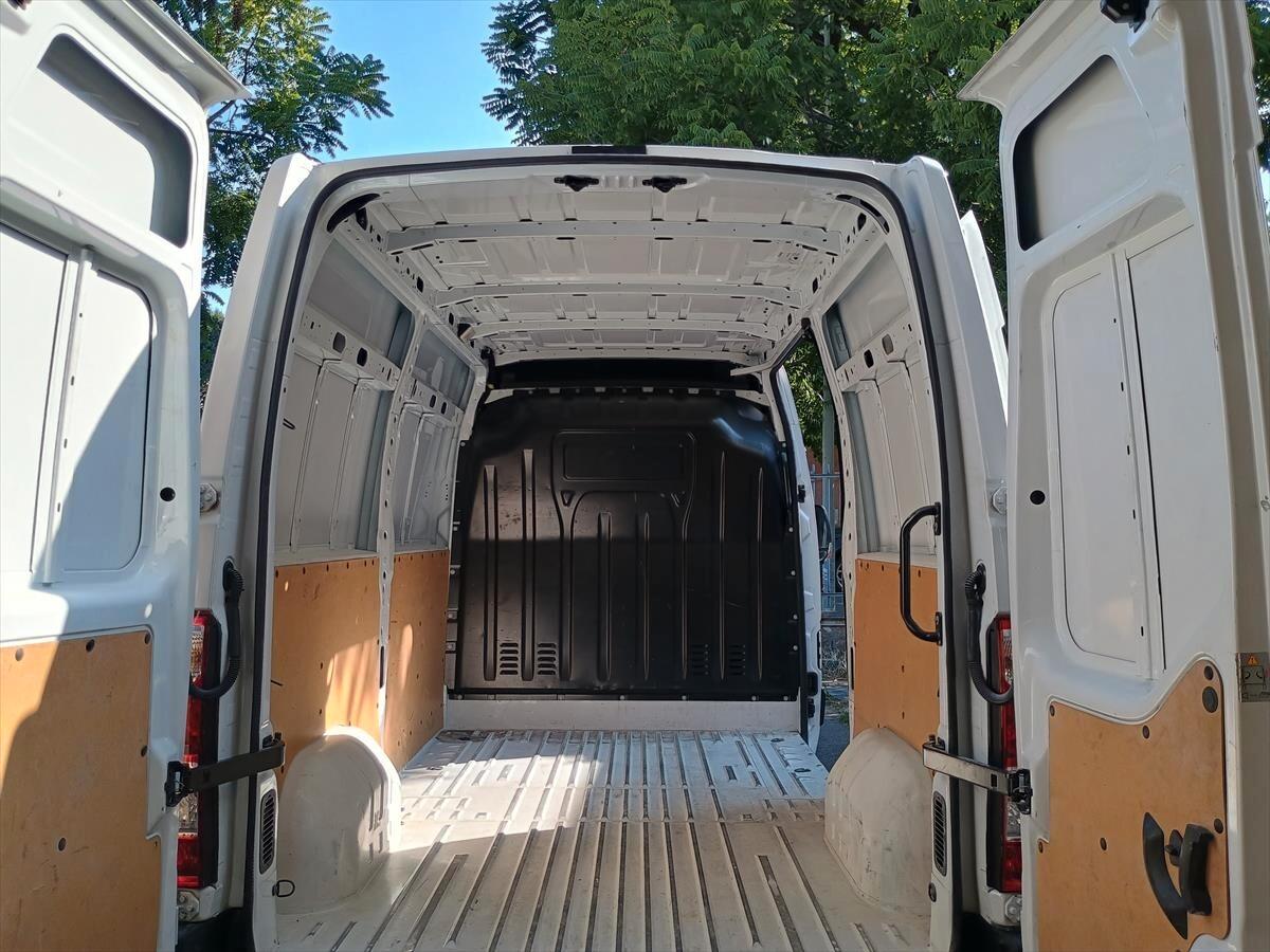 Renault Master 2.3 dci Alto euro 6D 135cv L2H2