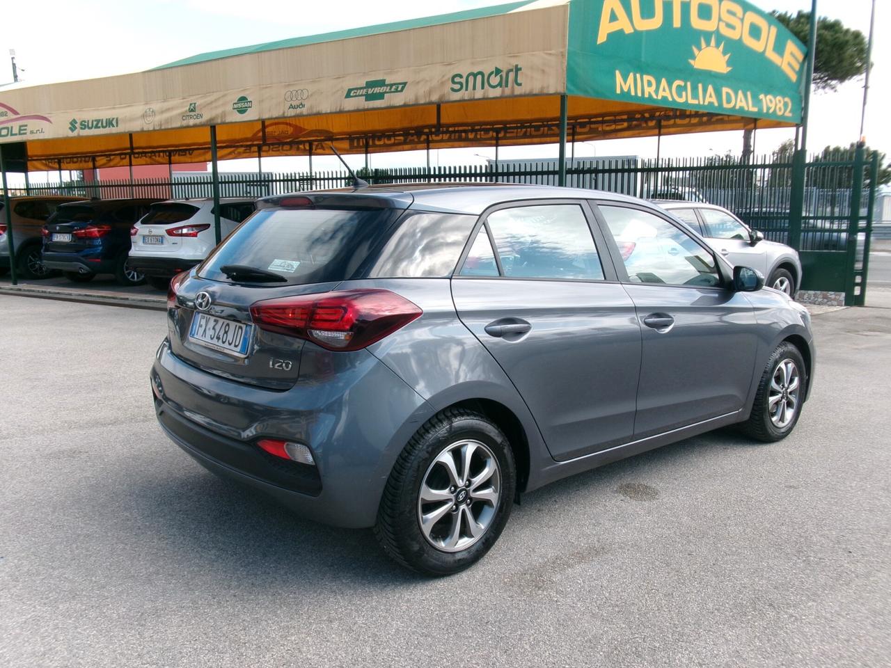 Hyundai i20 5P 1.2 75CV E6D MPI CONNECTLINE **PERFETTA**