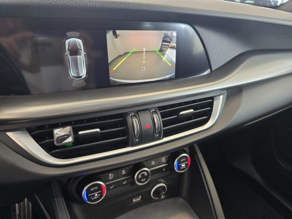 Alfa Romeo Stelvio 2.2 Turbodiesel 210 CV AT8 Q4 Veloce
