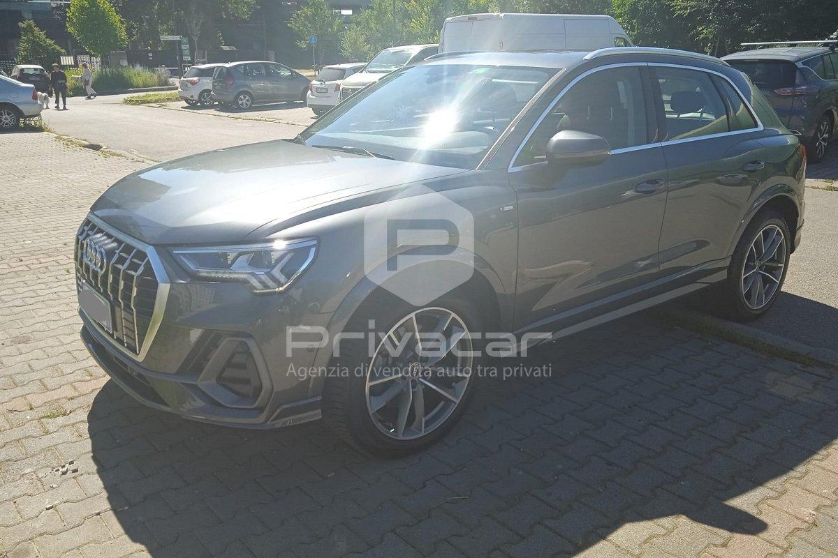 AUDI Q3 40 TFSI quattro S tronic S line edition