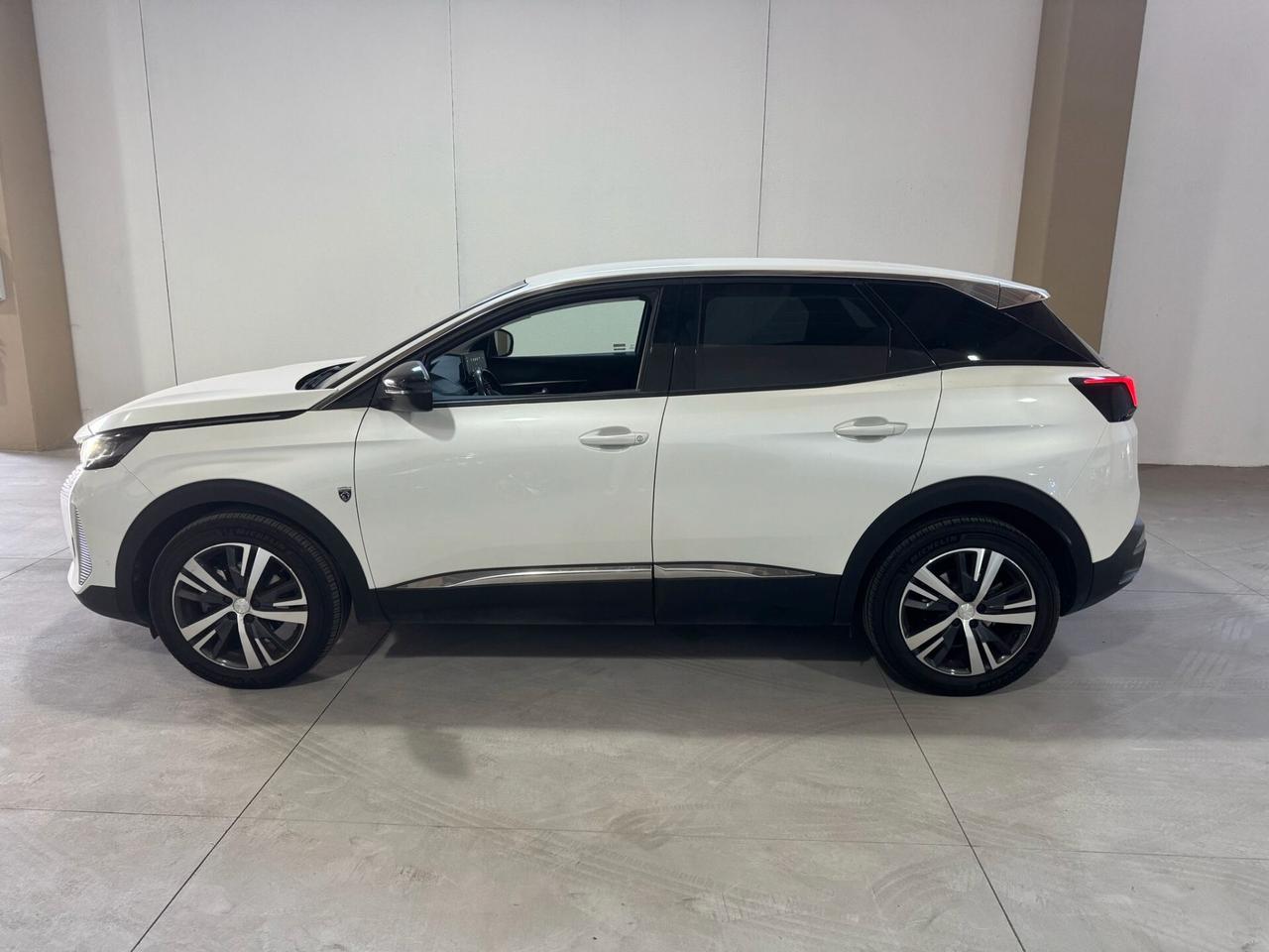 Peugeot 3008 BlueHDi 130 S&S Active Pack 2022 - PARI AL NUOVO