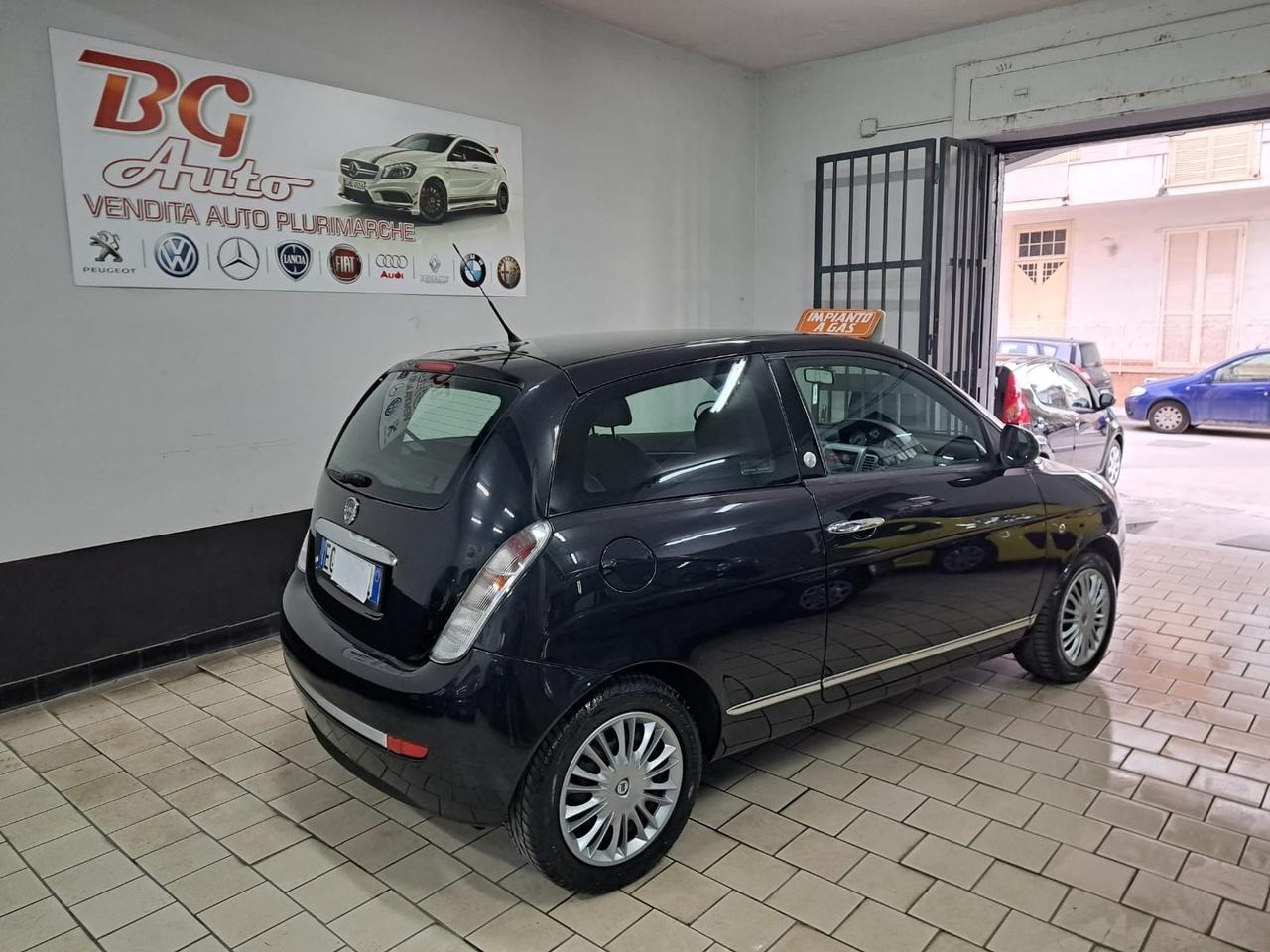 Lancia ypsilon 1.4 gpl X neop 2011 unico prop