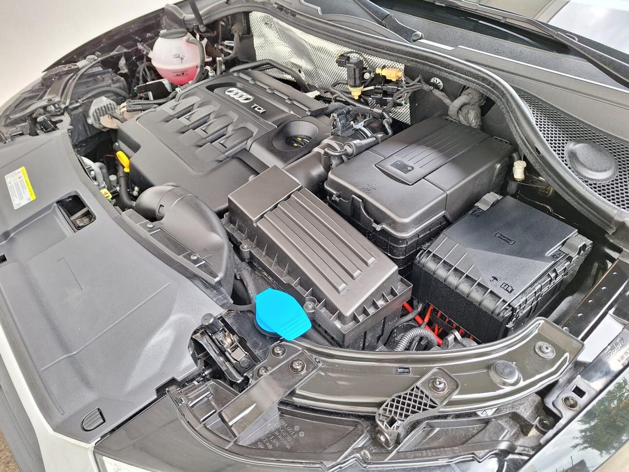 Audi Q3 2.0 TDI 150 CV Business