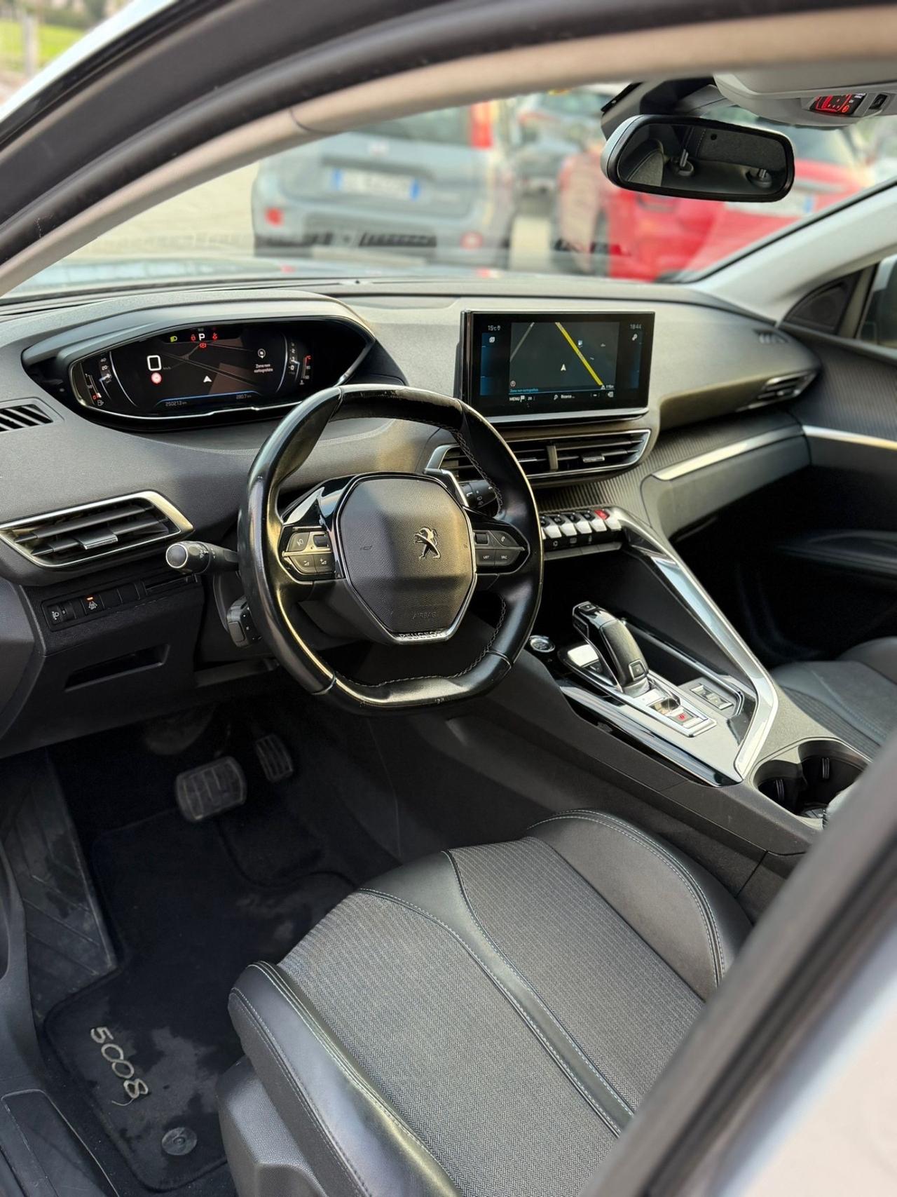 Peugeot 5008 BlueHDi 130 S&S Active