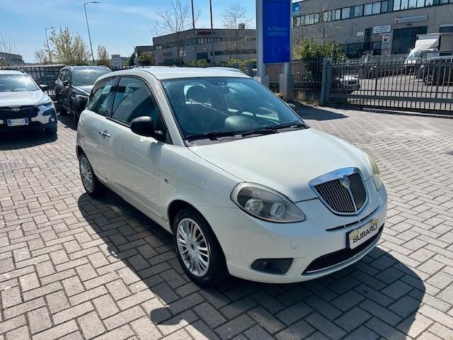 Lancia Ypsilon 1.2 69 CV Platinum