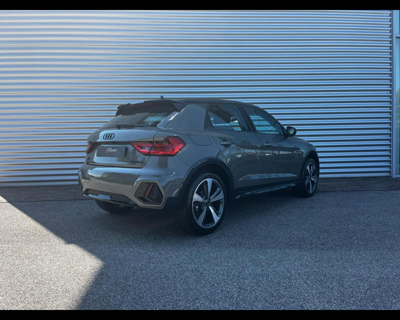 AUDI A1 ALLSTREET 30 TFSI IDENTITY CONTRAST