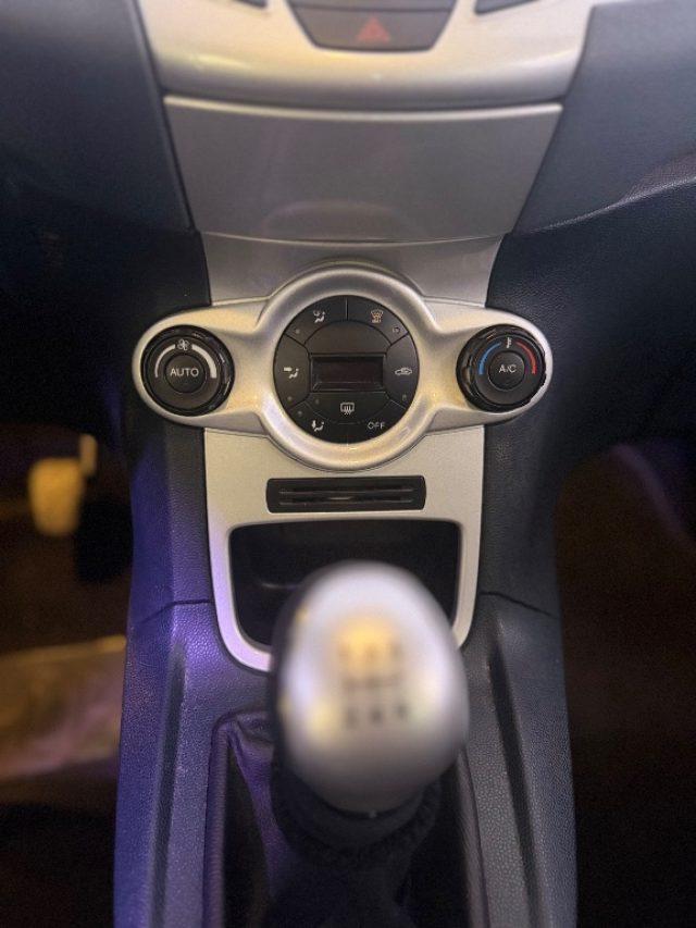 FORD Fiesta 1.6 TDCi 95 CV 5p. Titanium