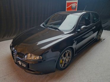 Alfa Romeo 147 3.2i V6 24V GTA ASI CON CRS