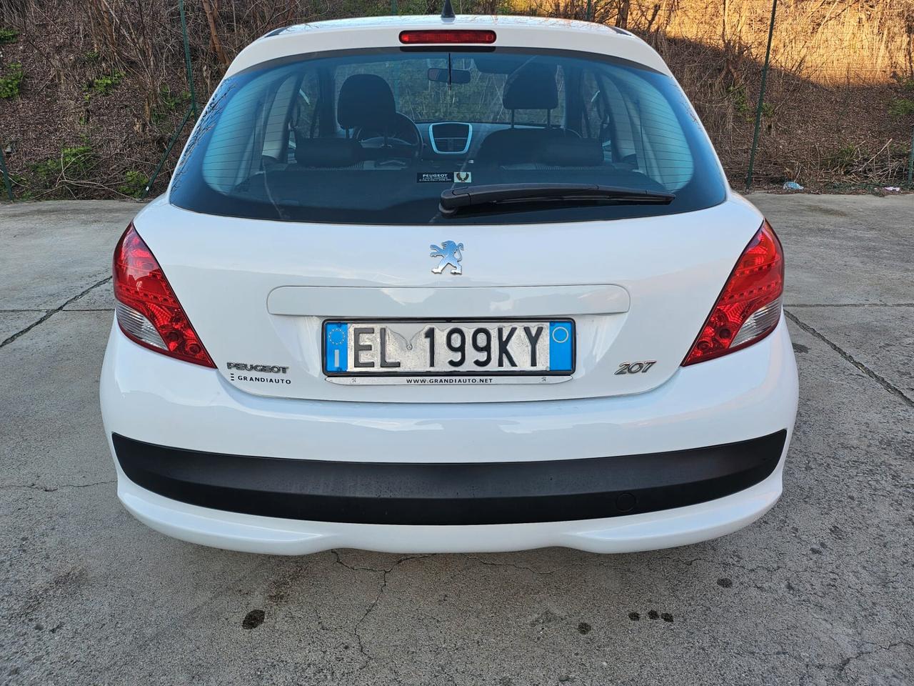 Peugeot 207 1.4 8V 75CV 3p. Energie