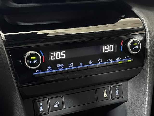 Toyota Yaris Cross 1.5 Hybrid 5p. E-CVT AWD-i Premiere