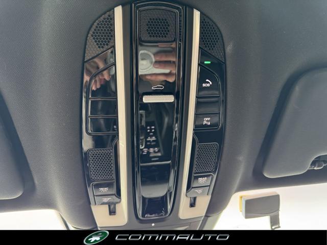 PORSCHE Cayenne Coupé 3.0 V6