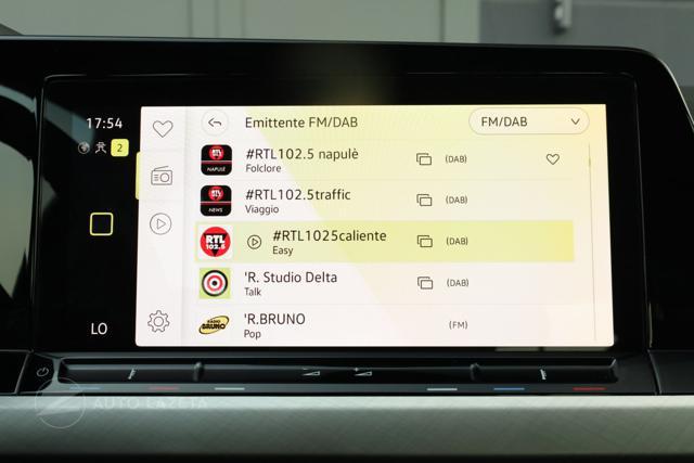 VOLKSWAGEN Golf 1.0 eTSI EVO DSG Life