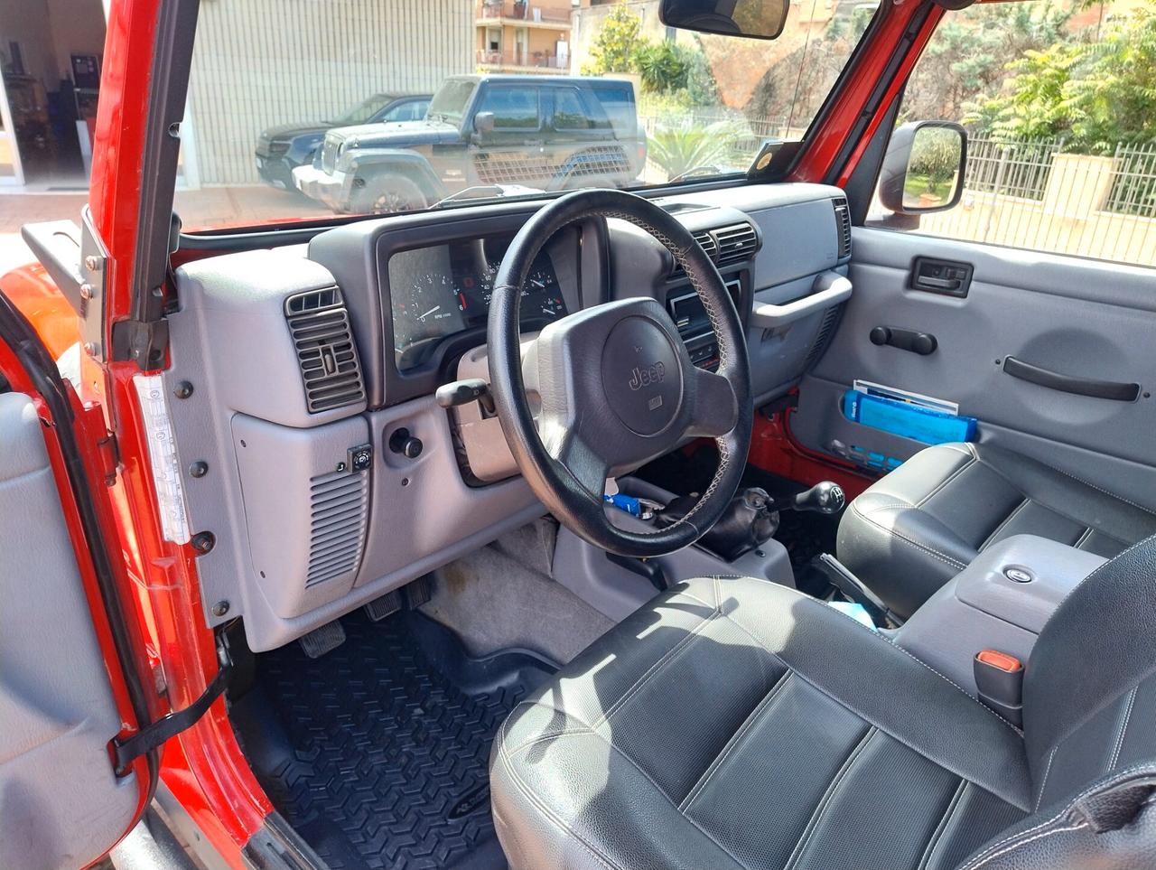 Jeep Wrangler 4.0 Sport