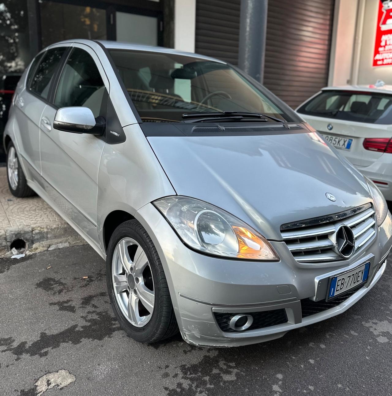 Mercedes-benz A 150 BlueEFFICIENCY Avantgarde