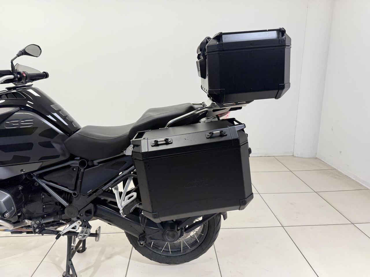 BMW R 1200 GS Adventure Triple Black