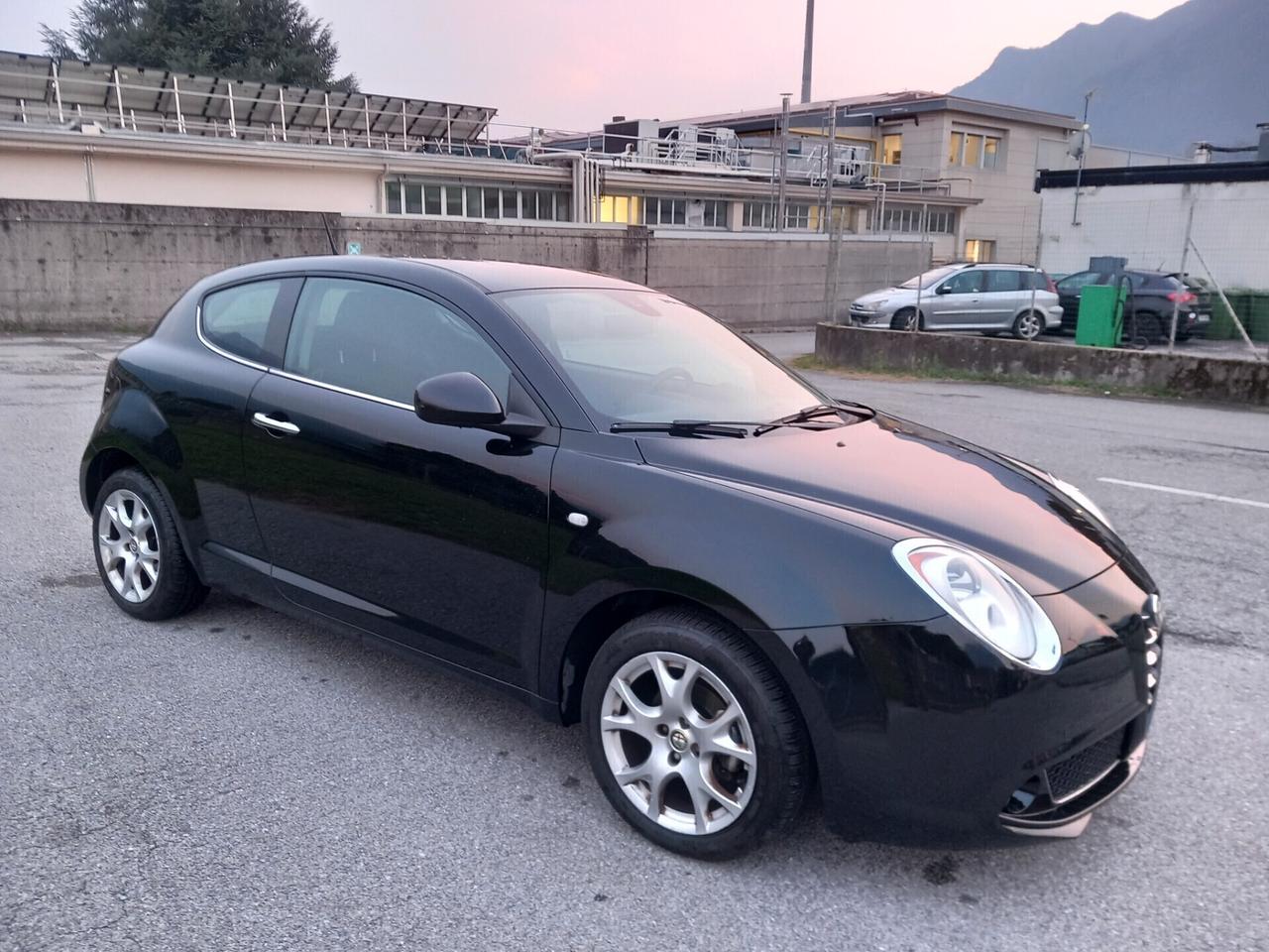 Alfa Romeo MiTo 1.4 78 CV Distinctive Sport Pack