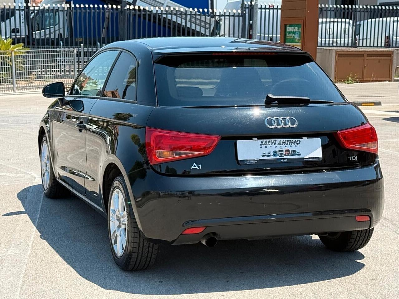 Audi A1 1.6 TDI S tronic Attraction