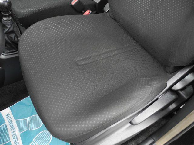 TOYOTA Yaris 1.4 D-4D DPF 5p. 6M - OK NEOPATENTATI - DA VETRINA