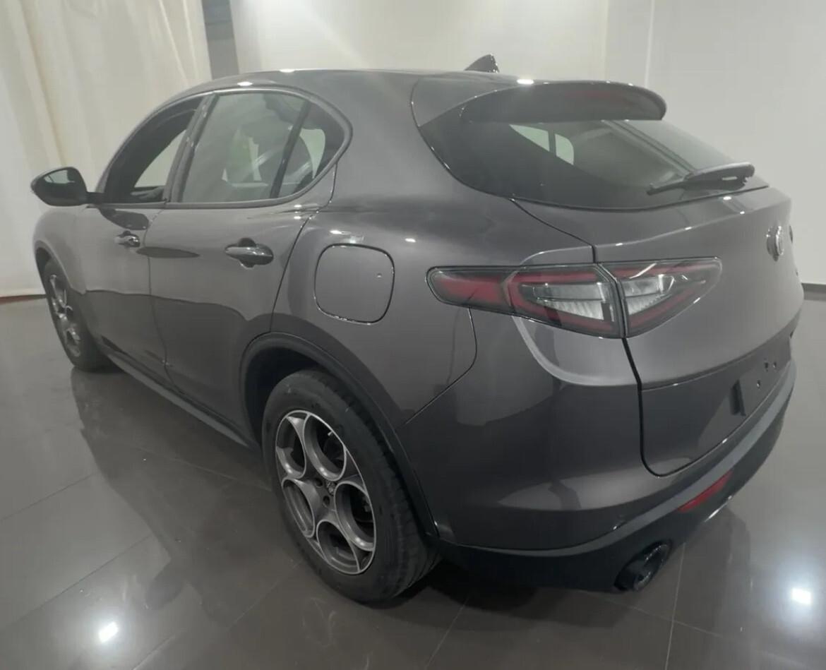 Alfa Romeo Stelvio 2.2 Turbodiesel 160 CV AT8 RWD Sprint
