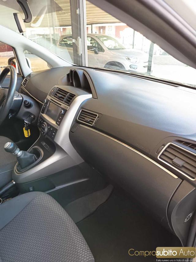 TOYOTA Verso 2.0 D Active 7 posti