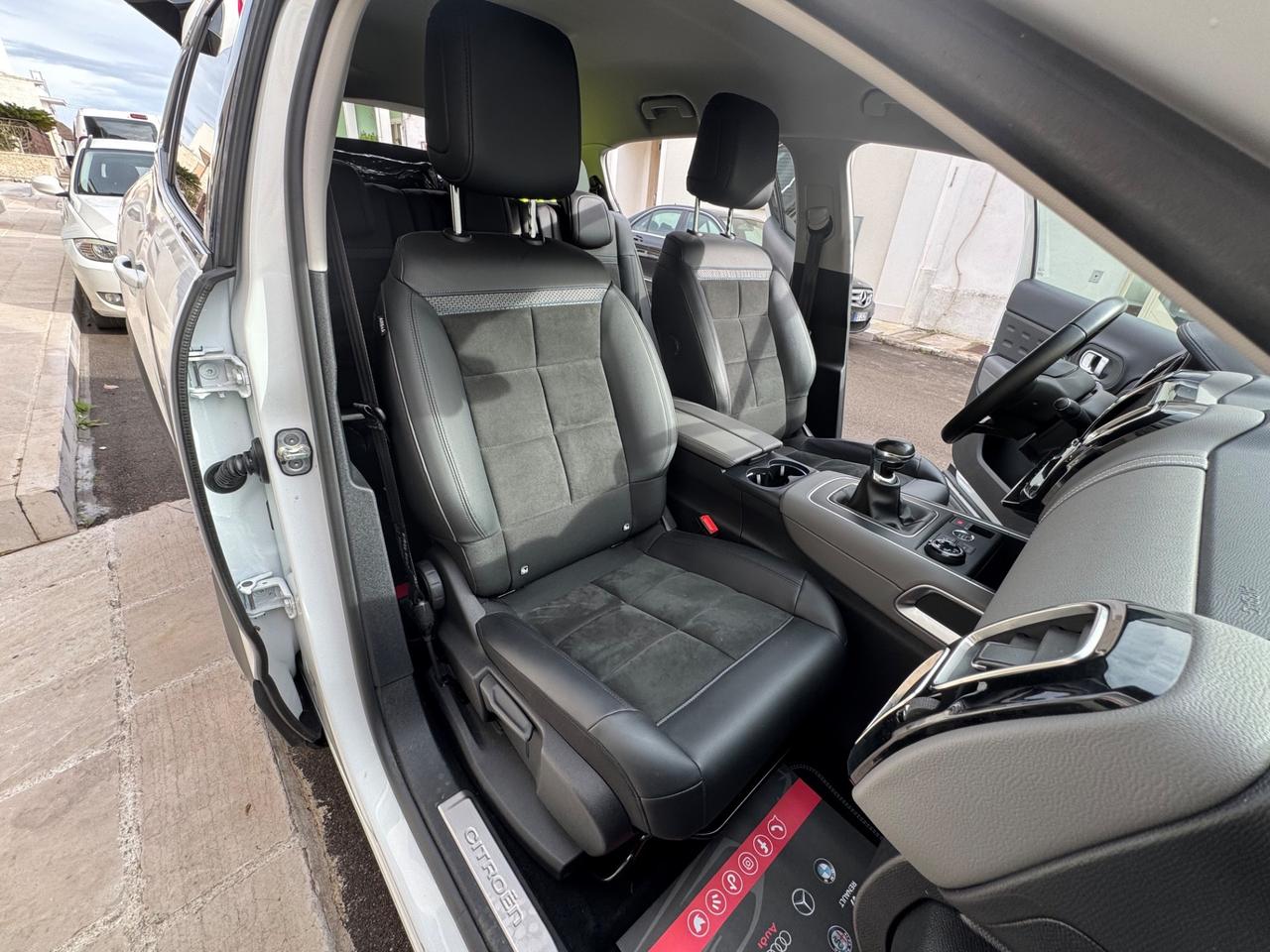 Citroen C5 Aircross BlueHDi 130 S&S Shine