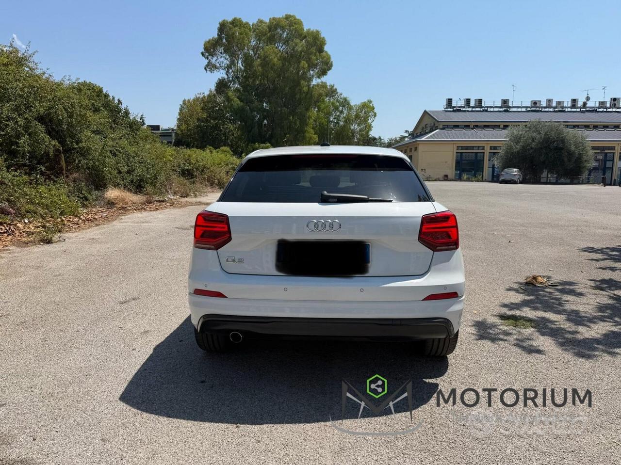 Audi Q2 30 1.6 tdi Identity Black s-tronic my20