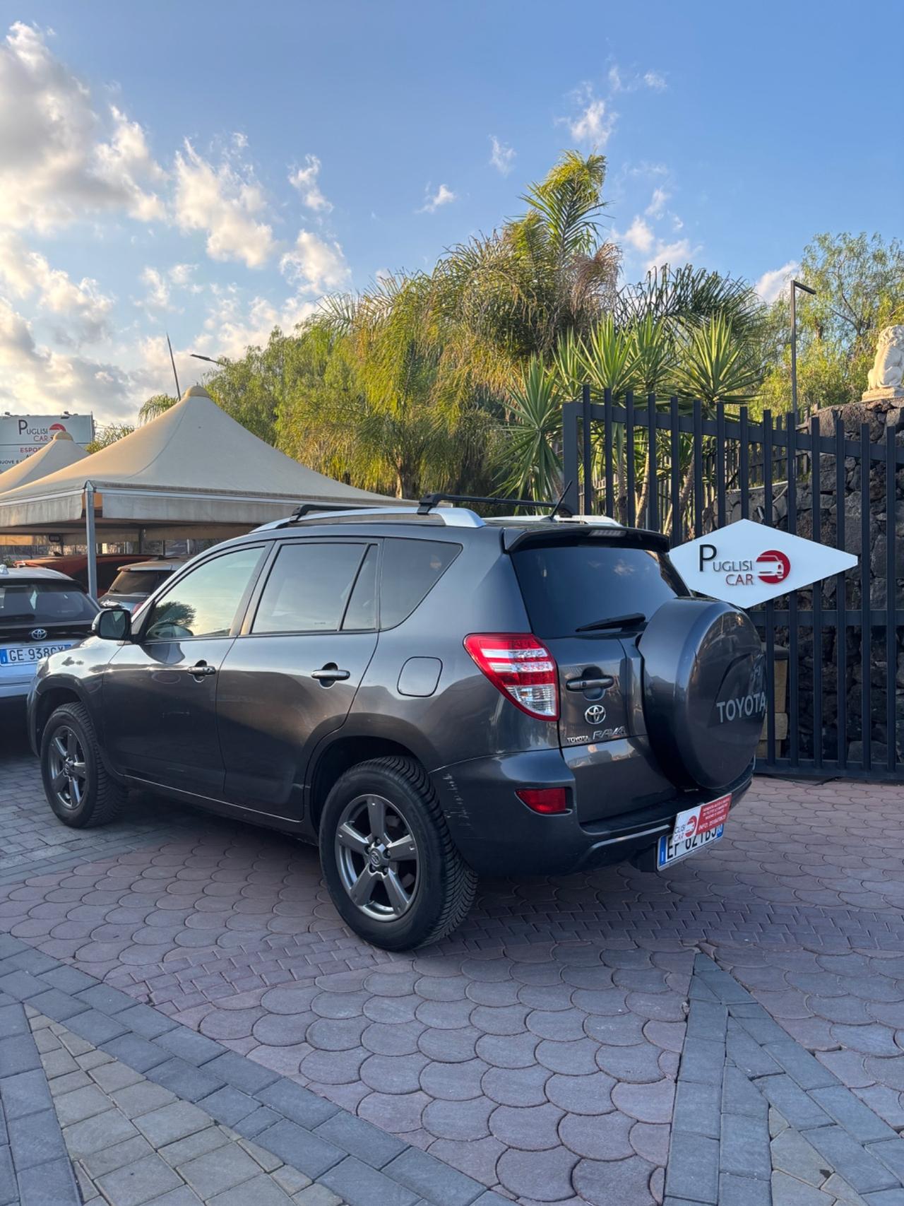 Toyota RAV 4 RAV4 2.2 D-4D 150 CV Lounge 10/2012