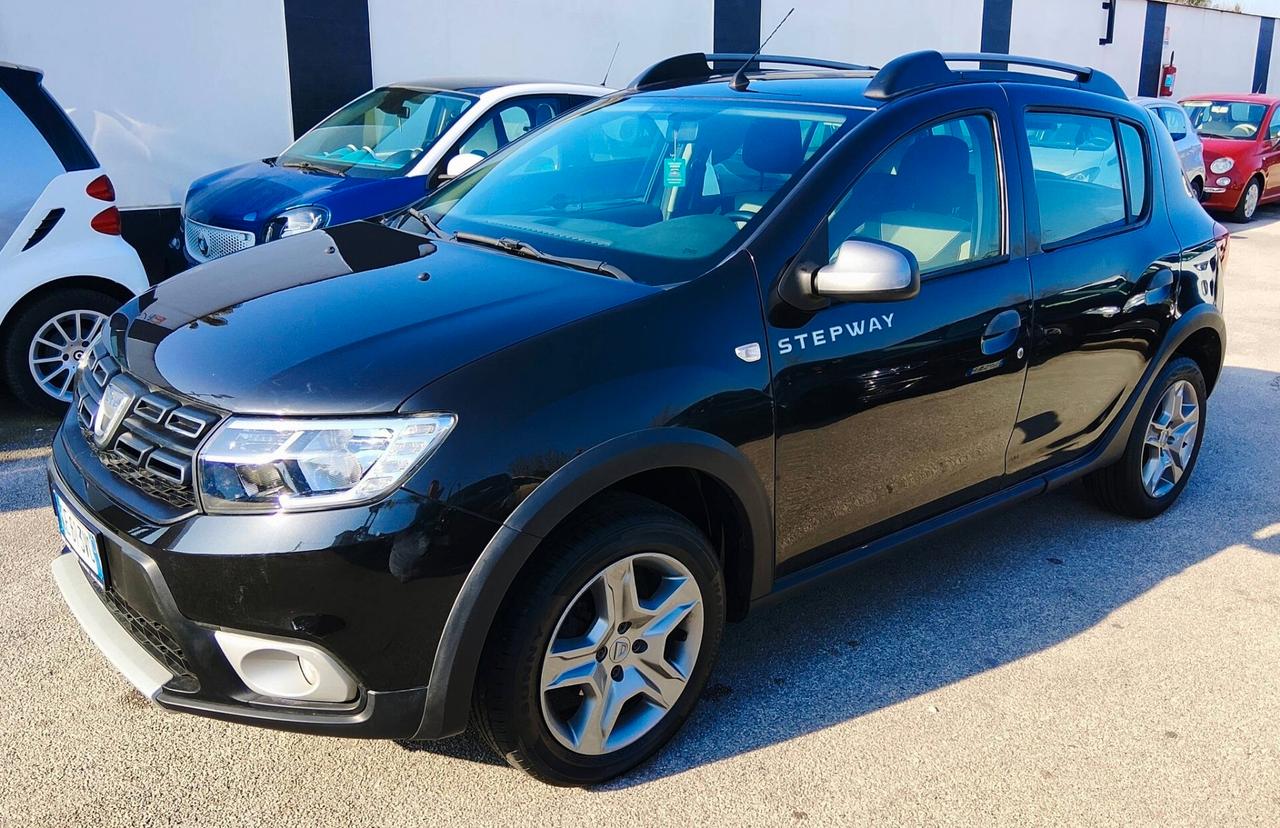 Dacia Sandero Stepway GPL 100CV