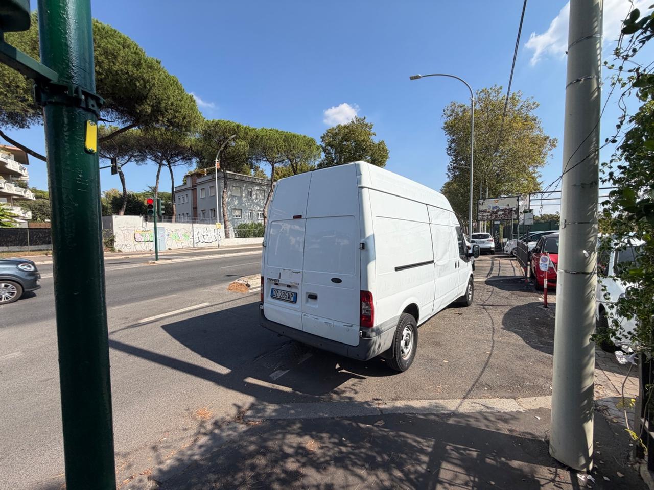 Ford Transit Courier 350l VAN 2.2.