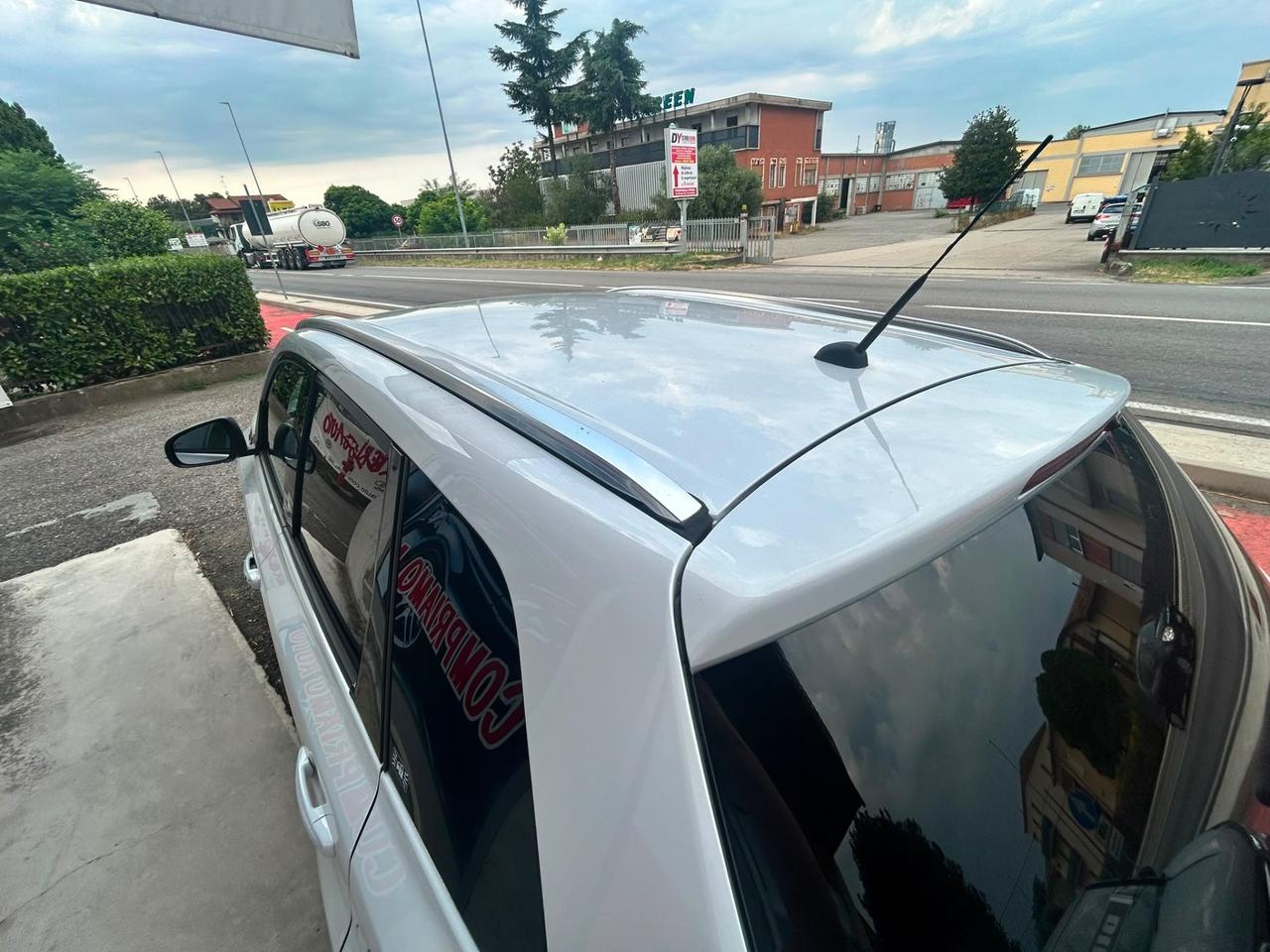 Suzuki Vitara 1.4 Hybrid Top