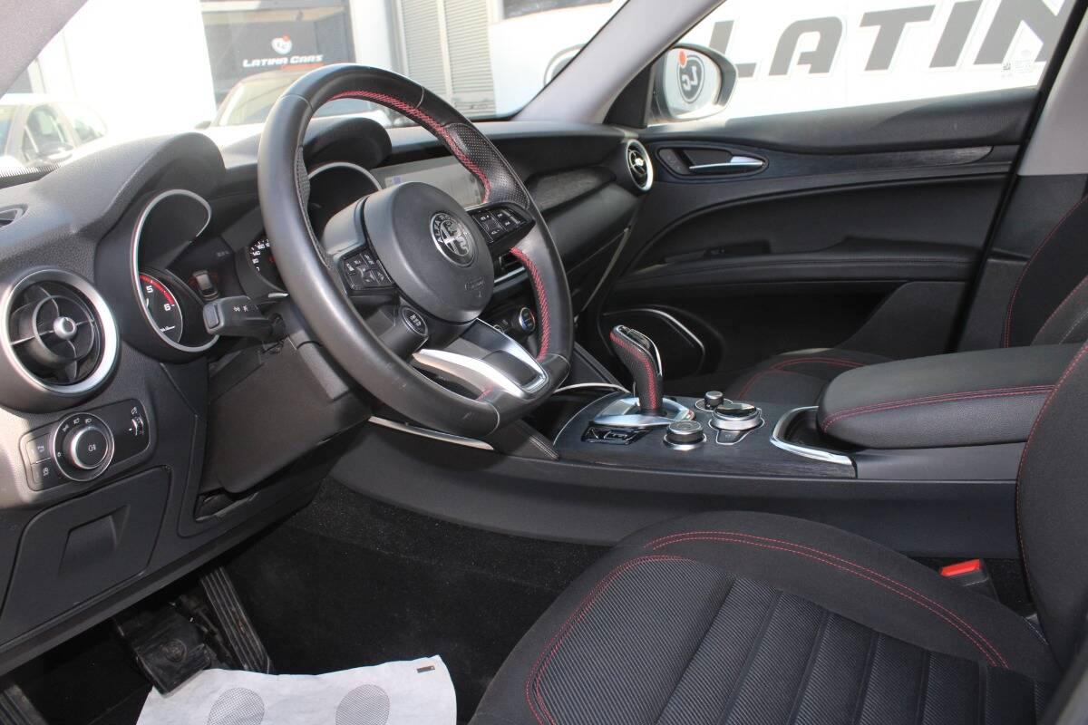 Alfa Romeo Stelvio 2.2 t Business rwd 160cv auto CON NAVI E CARPLAY