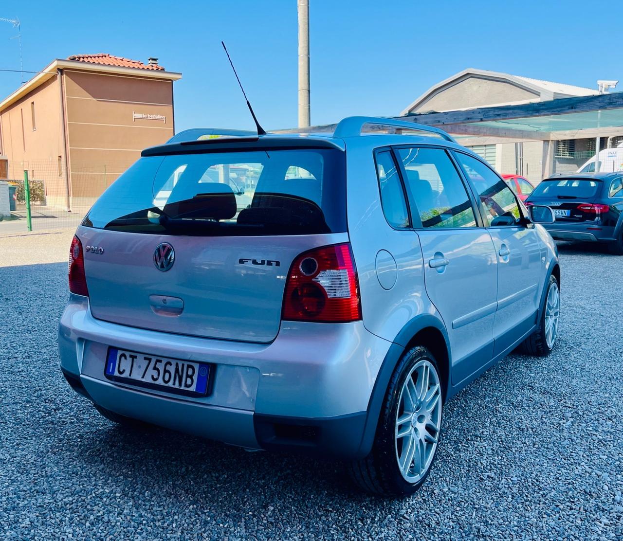Volkswagen Polo Fun 1.4 75cv